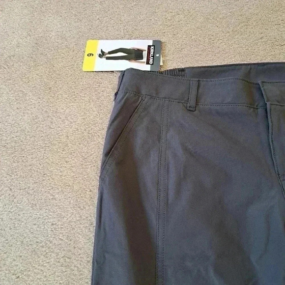 NWT Kirkland Signature Ladies Travel Pant Steel Grey Size 6 Ankle Length - Picture 7 of 12
